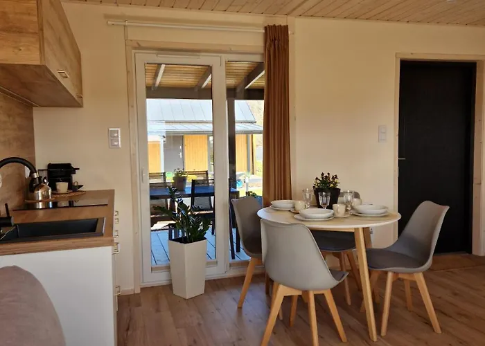 Sawinda Sea & Sun Lodge *